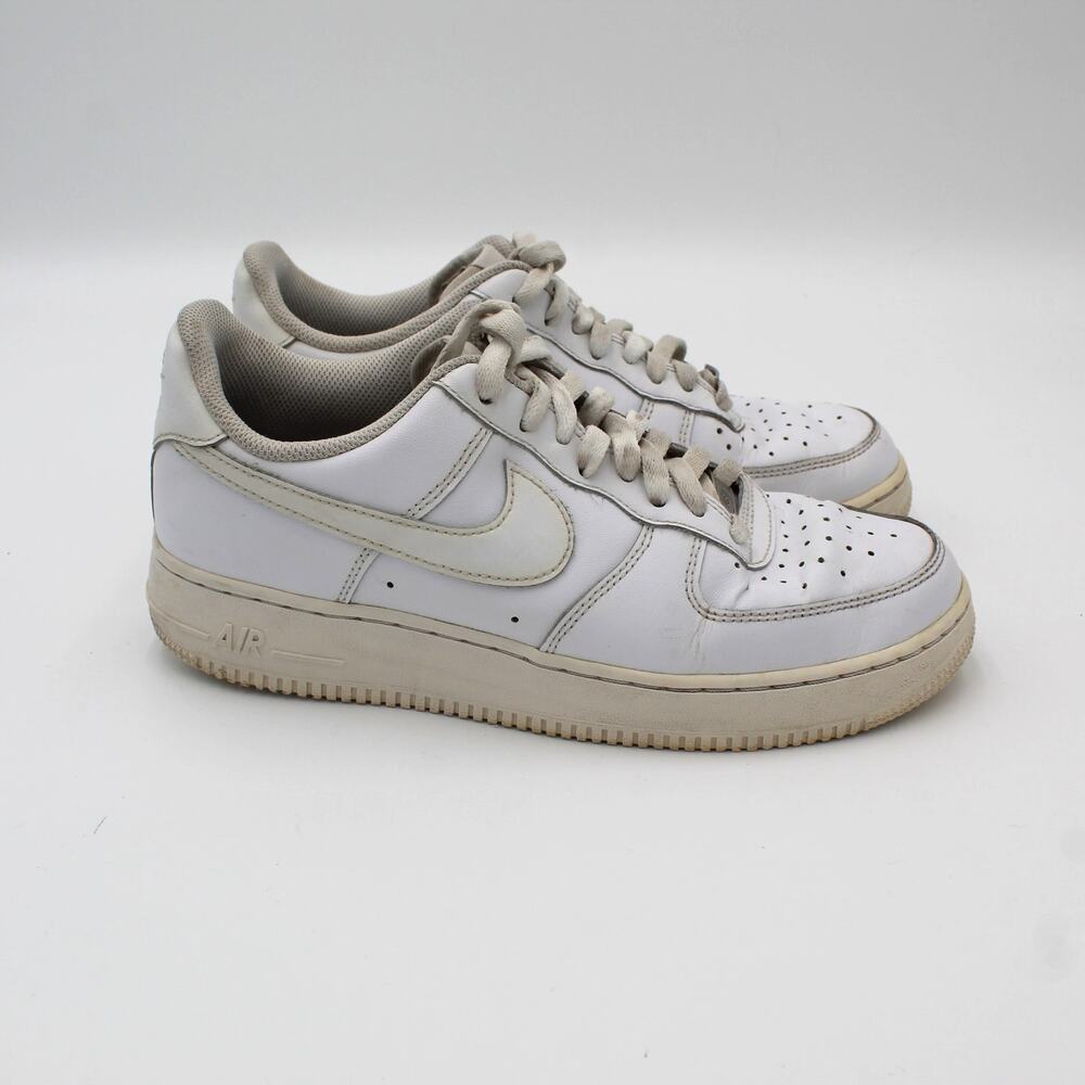 Nike Air Force 1 Low '07 Sneakers Womens Size 9.5 Triple White Leather Low Top